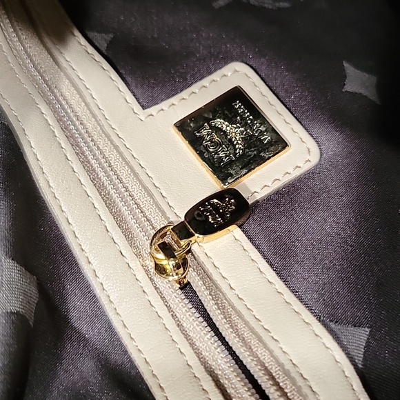 MCM EUC Visetos Leather Trimmed Hobo - Picture 10 of 12